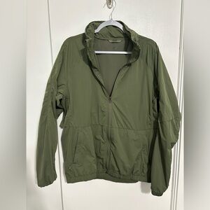 Mens Large Lulu light rain jacket with hood